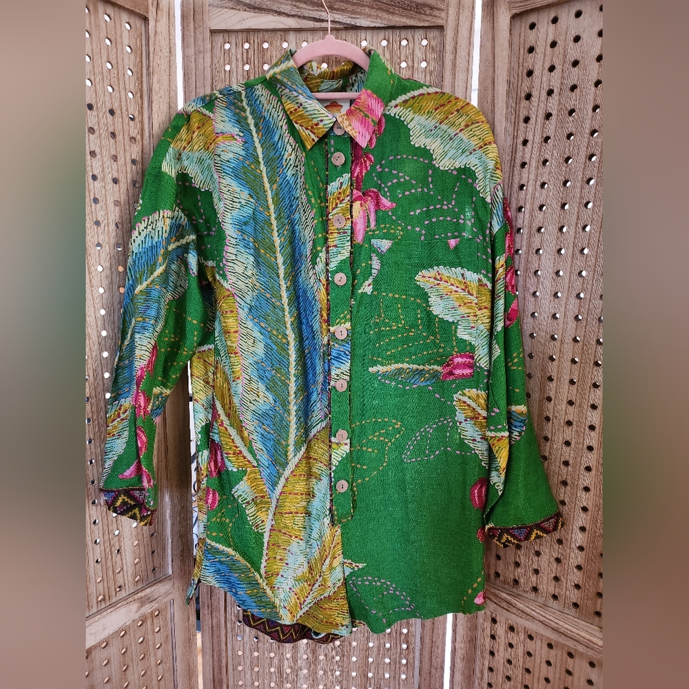 FARM RIO Banana leaves romper - never been worn size small.